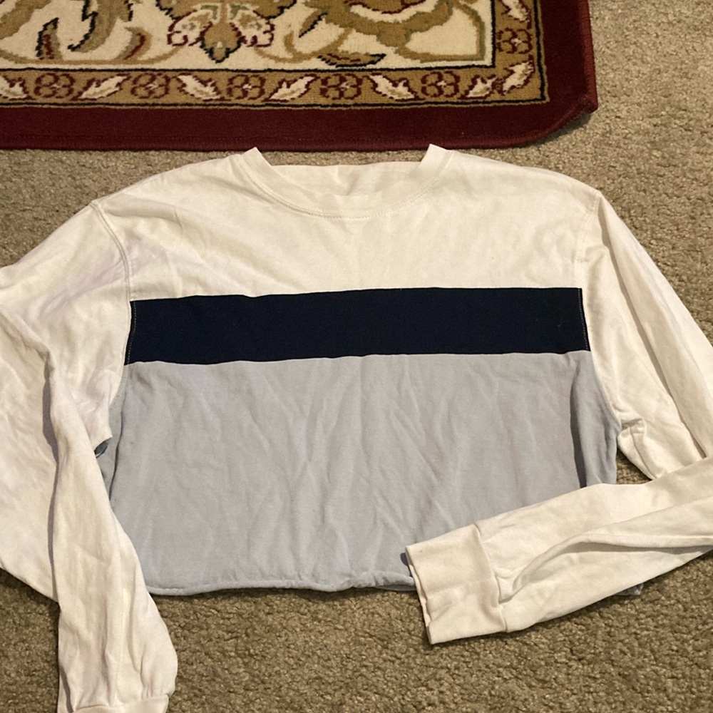 Brandy Melville Color block Long Sleeve crop Shirt